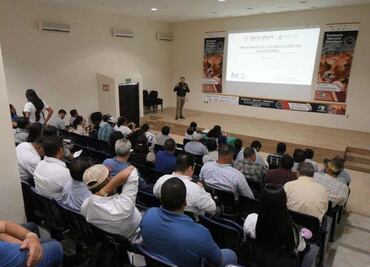 Senasica capacita a ganaderos veracruzanos por casos de gusano barrenador; refuerzan detección y erradicación