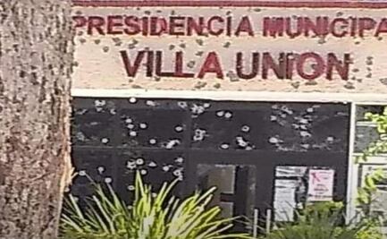 Atacan presidencia de Villa Unión, Coahuila y se desata enfrentamiento