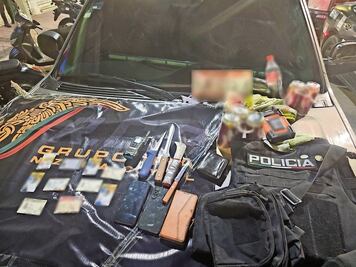 Intentan liberar a detenidos en Neza