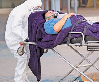 Acumula México 141 mil 248 defunciones