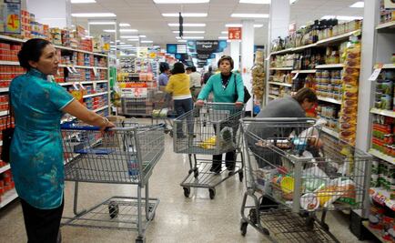 Retrocede 1.18% la confianza del consumidor en agosto