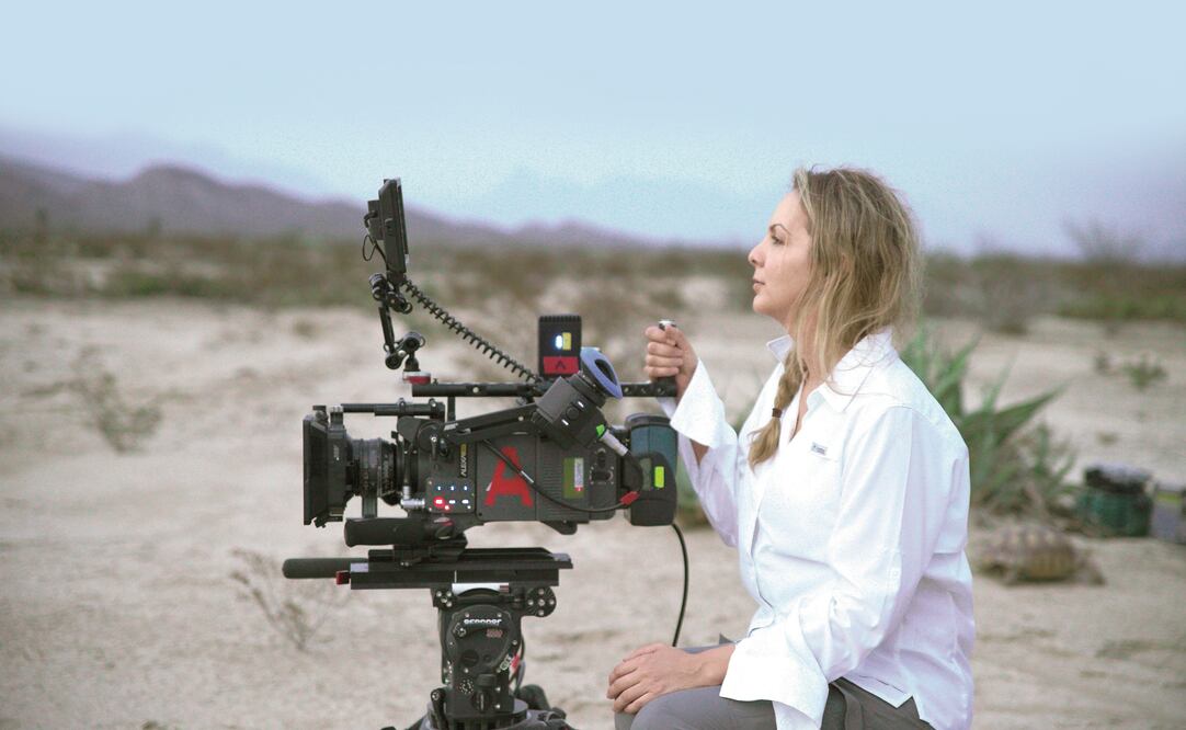 El filme dirigido por la regiomantona, cuya locación tiene vista a la Sierra Madre Oriental en Nuevo León, cuenta con un elenco internacional (FOTOS: CORTESÍA)