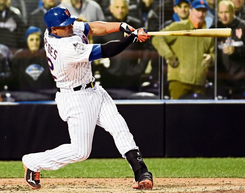 Yoenis está entre los cubanos que desertaron y juegan en GL (ROBERT DEUTSCH. USA TODAY SPORTS)