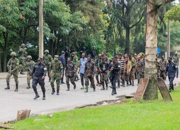 Enfrentamientos entre Ejército y rebeldes dejan decenas de muertos en Goma, RDC; M23 toma aeropuerto internacional