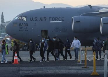 “Regresan 70 mexiquenses de Estados Unidos”