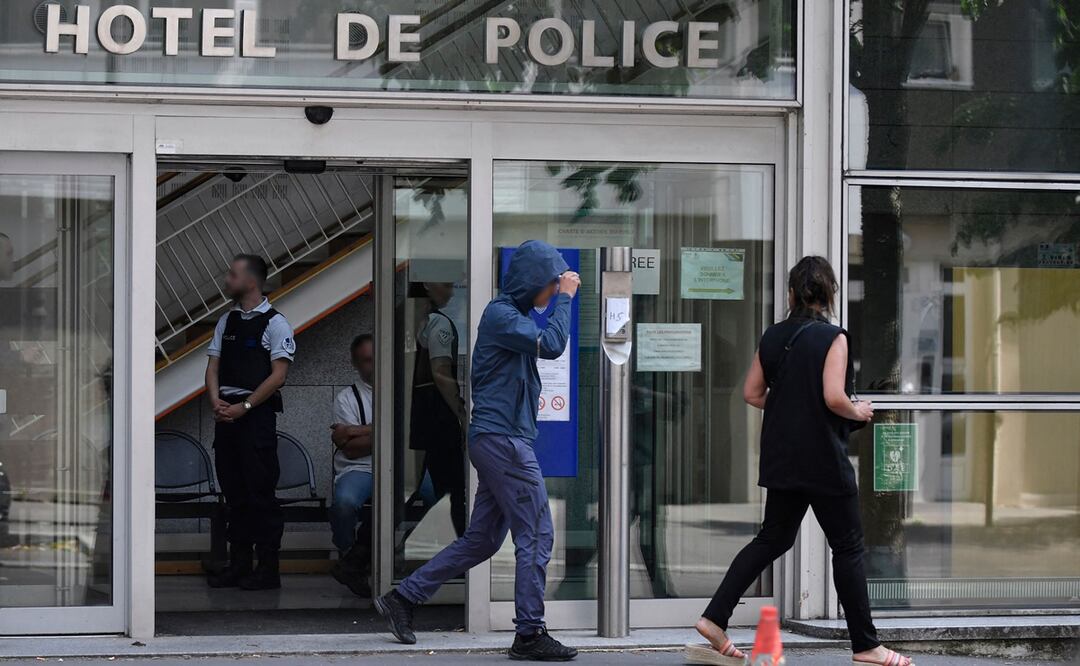 El asesinato de Nahel M ha revivido acusaciones de larga data de racismo institucional dentro de la policía francesa, que según los grupos de derechos humanos señalan a las minorías durante las paradas. Foto: AFP
