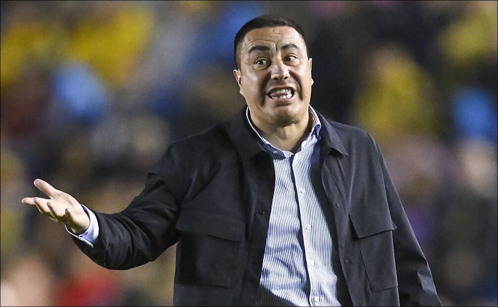 Efraín Juárez con Pumas, durante el Apertura 2025 - FOTO: Imago7