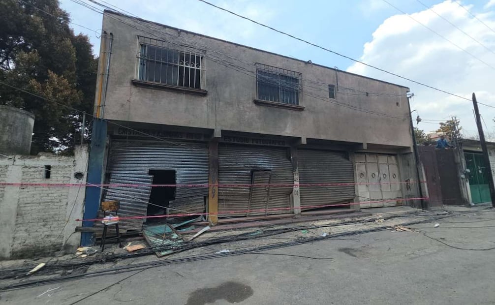 Los daños alcanzaron aproximadamente 200 metros de la vialidad, con afectaciones de diversa intensidad. Foto: Justino Miranda / EL UNIVERSAL