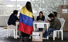 Colombia cierra las urnas; conteo de votos define el rumbo de la sucesión presidencial