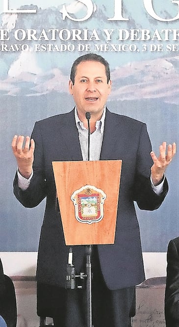 Eruviel Ávila anunció un homenaje especial para el cantautor (ARCHIVO EL UNIVERSAL)