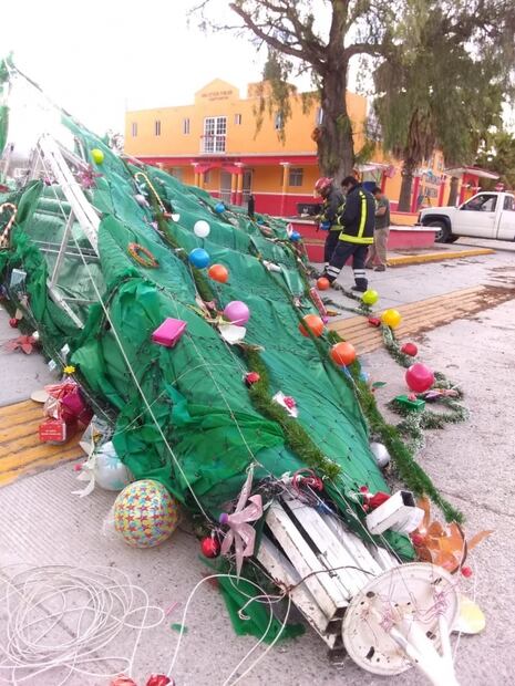 Fuertes vientos dejan un muerto y destrozos en Hidalgo