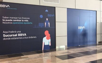 En su primer día, AIFA deja a pasajeros sin bancos, casas de cambio y comida 