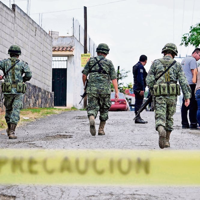 En marzo de 2017, se realizó una de las últimas movilizaciones para la detención de El Carrete en Amacuzac, de donde logró huir. TONY RIVERA/EL UNIVERSAL