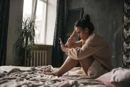 Psicosis posparto: ¿qué es y por qué se considera una emergencia médica?