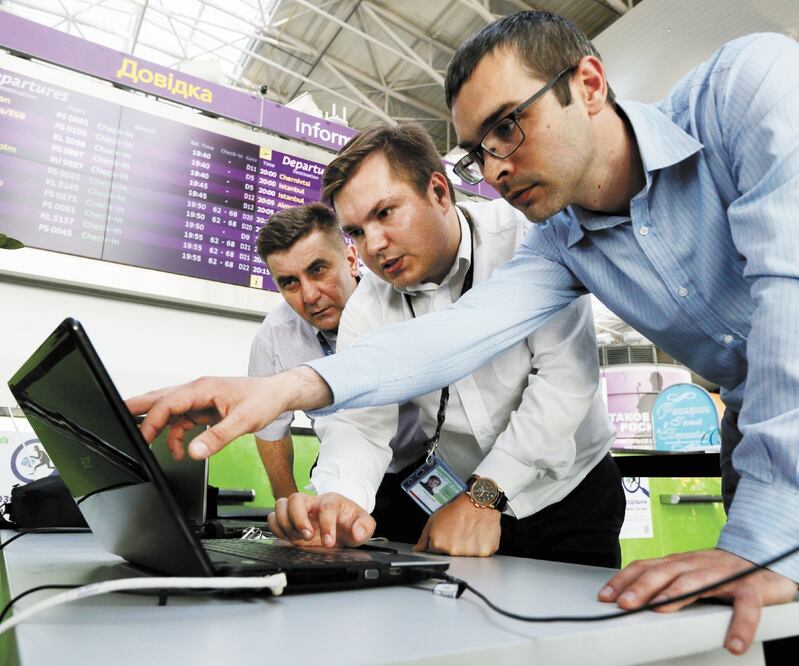 La ciberseguridad, además de mantenernos conectados, es un motor para la paz mundial, opina Anahiby Becerril, académica de la UNAM. Foto: ARCHIVO EL UNIVERSAL