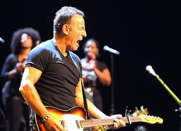 Springsteen cancela show por escándalo de baños