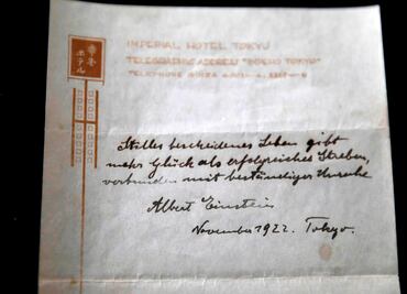 Subastan en 1.5 mdd texto de Einstein sobre cómo lograr una vida feliz