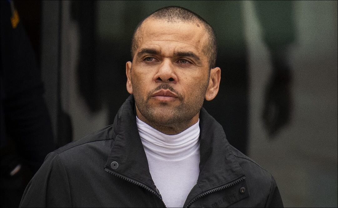 Dani Alves tras su liberación FOTO: AP