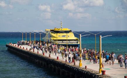 Gobernador de QRoo afirma que el Caribe es "seguro" tras estallido en ferry