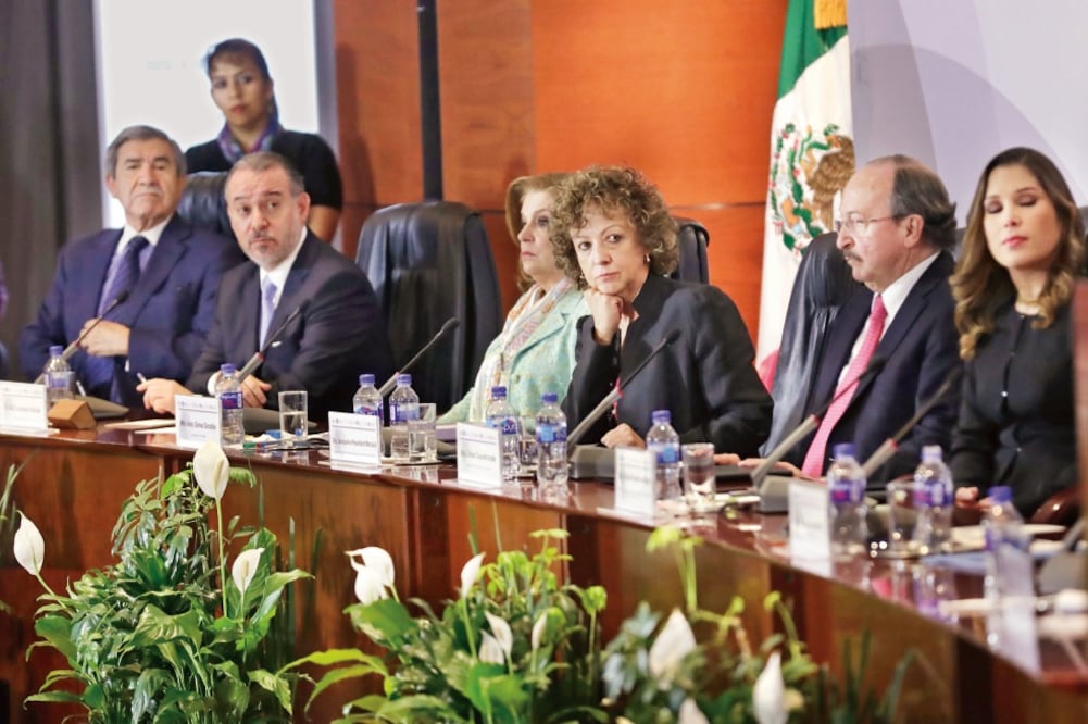 Rezago. Jacqueline Peschard reconoció que el SNA enfrenta resistencias basadas en prácticas ilegales de mutua protección. (IVÁN STEPHENS. EL UNIVERSAL)