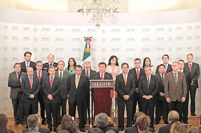 Osorio designa a nueve funcionarios en Segob