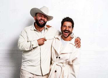 Carín León le mete Colmillo al regional