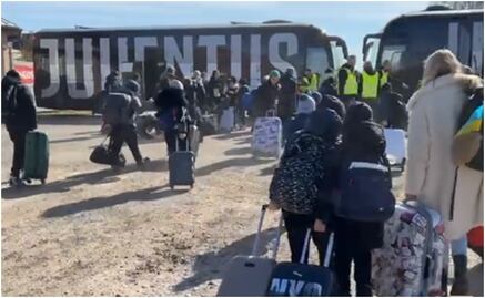 VIDEO: Juventus ayuda a niños ucranianos a escapar de la guerra