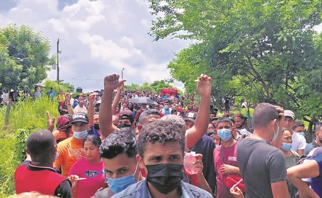 En Oaxaca, los migrantes pedían permiso de tránsito.