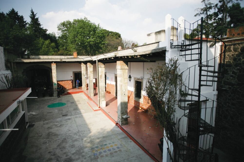 La escuela de Medicina está en Morelos 28, en el Centro de Tlalpan. De acuerdo con Raquel Sosa cuenta con los planes de estudio completos e infraestructura adecuada (IVÁN STEPHENS. EL UNIVERSAL)