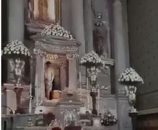 Hombre irrumpe en templo y agrede a feligrés en SLP