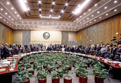 INE notifica a concesionarios aval para transmitir spot de Morena