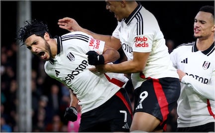 Raúl Jiménez vuelve a marcar con el Fulham; llega a diez goles en la temporada