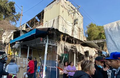 Tras incendio, comerciantes de Tepito buscan abrir sus negocios en el lugar