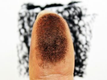 Riesgos de compartir la foto de tu dedo entintado este 2 de junio