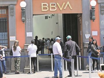 En 7 meses, ganancias de bancos que operan en México suben 40%