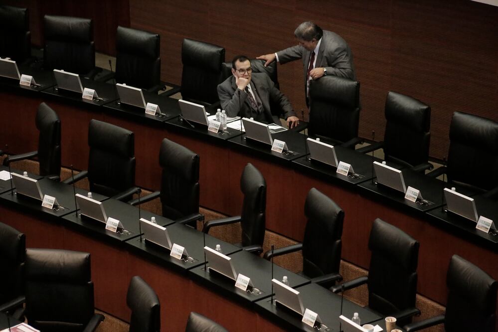 De 128 integrantes de la Cámara Alta, al menos 28 del PRI, PAN, PRD, PT y PVEM prevén dejar sus escaños para buscar hacer campaña (ALEJANDRA LEYVA. EL UNIVERSAL)