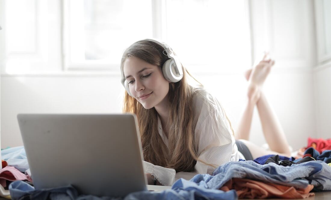 Una manera muy cool de aprender más de moda responsable / Foto: Pexels