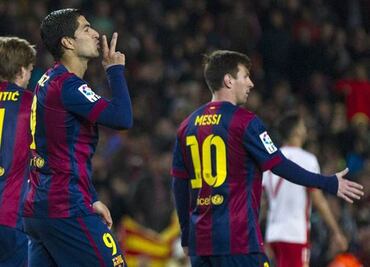 Barcelona golea al Almería y sigue imparable