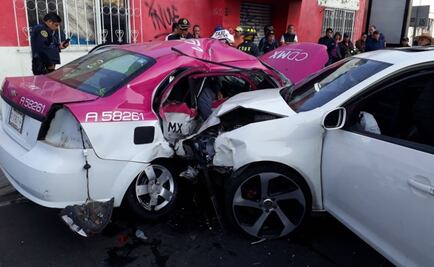 Choque deja 3 muertos y 3 heridos en Iztapalapa