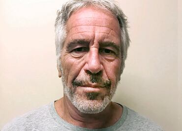 Revelan correos de Epstein que sugieren que Trump “sabía de las chicas” y “pasó horas” con una de las víctimas