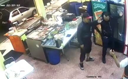 Captan en video asalto a taquería en Xochimilco