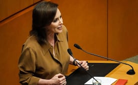Lilly Téllez pide transparencia en criterios de asignación de publicidad a la prensa; acusa ataque a la libertad de expresión