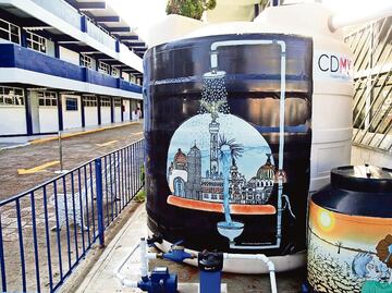 Gobierno CDMX prevé instalar captadores de agua de lluvia en mil escuelas públicas en dos meses