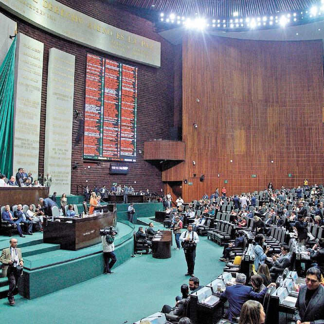 Después de un receso decretado el martes pasado, ayer se reanudó la sesión en la Cámara de Diputados. ARCHIVO EL UNIVERSAL