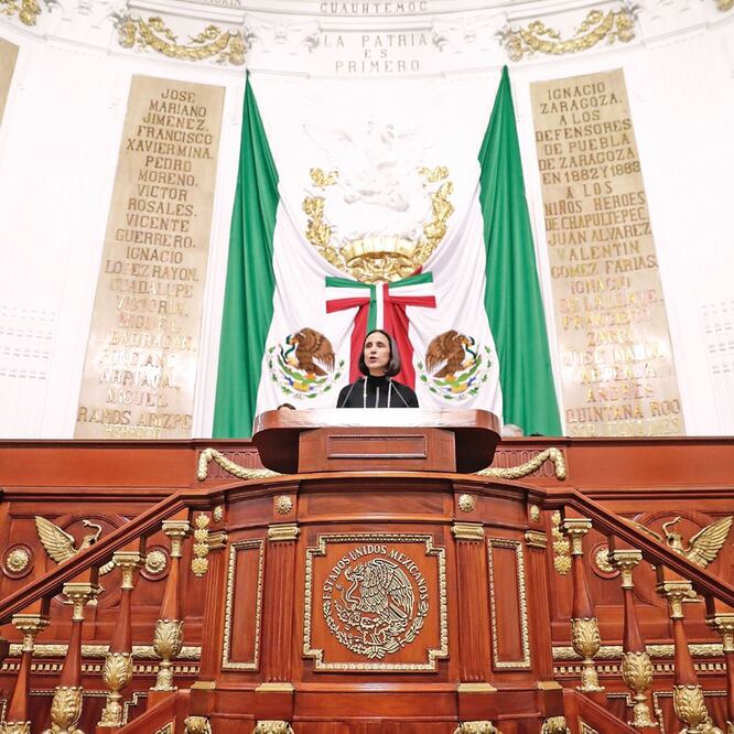 Luz Elena González, titular de la Secretaría de Finanzas, garantizó a los integrantes del Congreso que no habrá subejercicio del presupuesto. IVÁN STEPHENS. EL UNIVERSAL