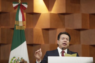 Morena va por quitar el fuero a gobernadores, magistrados y diputados locales