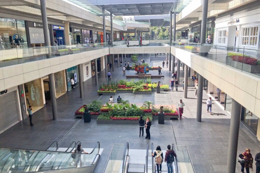 En su momento, la Seduvi evidenció que la Plaza Oasis Coyoacán adeudó un Expropian predio para estudio para hacer un túnel vehicular en sus instalaciones en el año 2015. (ARCHIVO EL UNIVERSAL)