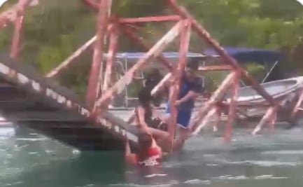 Colapsa puente peatonal en playa La Boquita de Manzanillo; dos personas resultan lesionadas