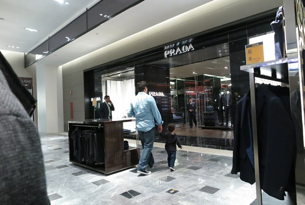 La iniciativa de El Buen Fin también llegó para las marcas de lujo, aunque de una manera discreta. (Foto: Luis Cortés EL UNIVERSAL)
