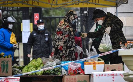 Tras nuevo récord de casos Covid, China amplía confinamiento